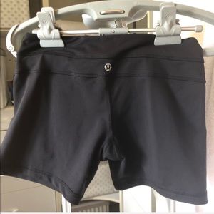 Lululemon Black Shorts 🖤
